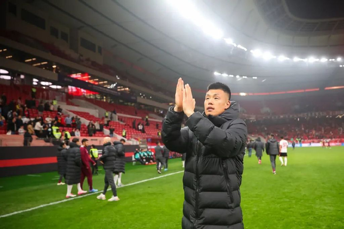 13轮追平历史最差开局，谭龙：站得住，亚泰旗就不会倒