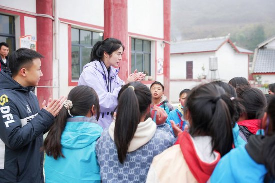 赵丽娜退役两年交出答卷：完成50所小学公益目标，直播创业亏损关停后坦言“重生”
