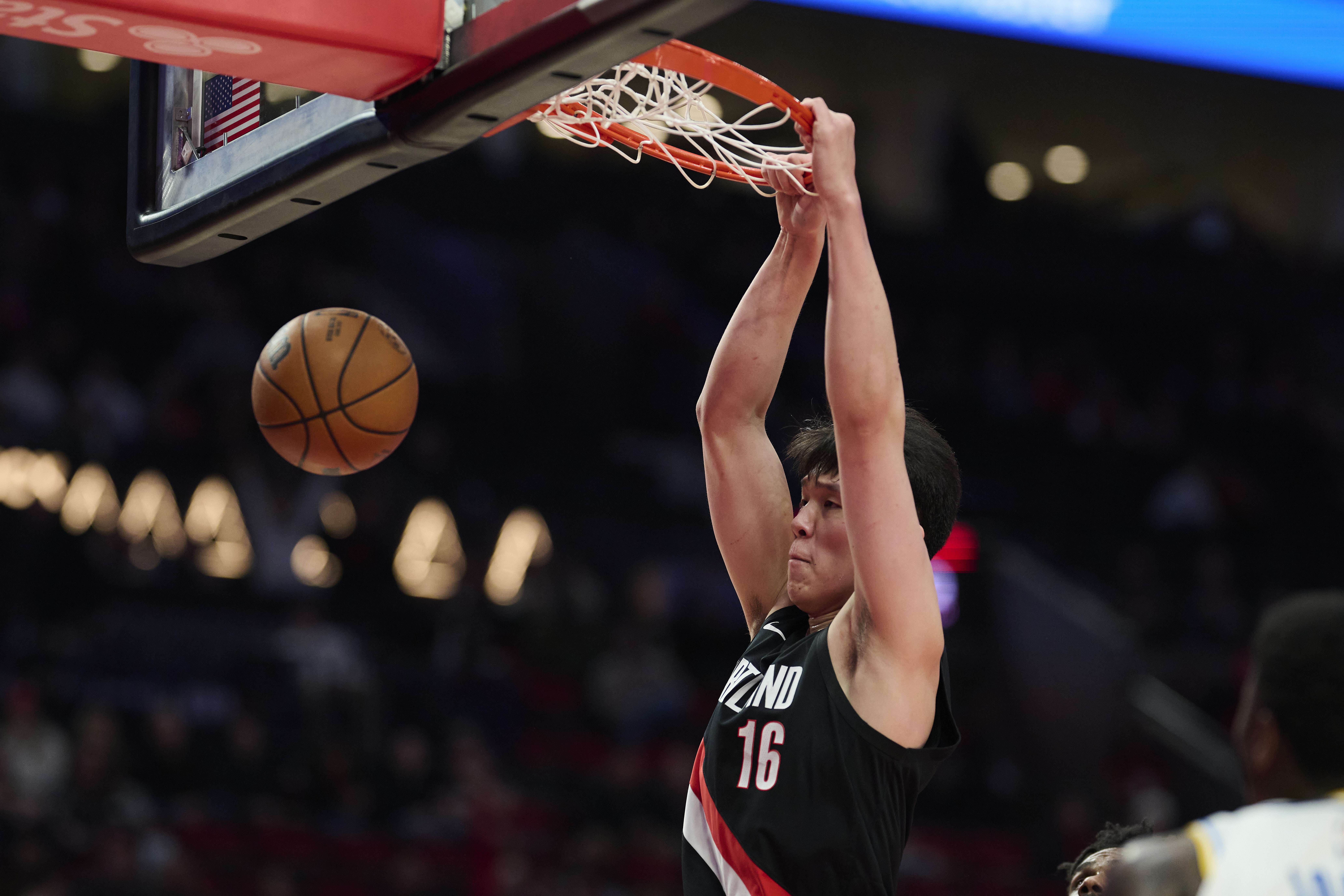 NBA规则限制杨瀚森热身赛出场 开拓者有权一票否决 NBA规则限制杨瀚森热身赛出场 开拓者有权一票否决